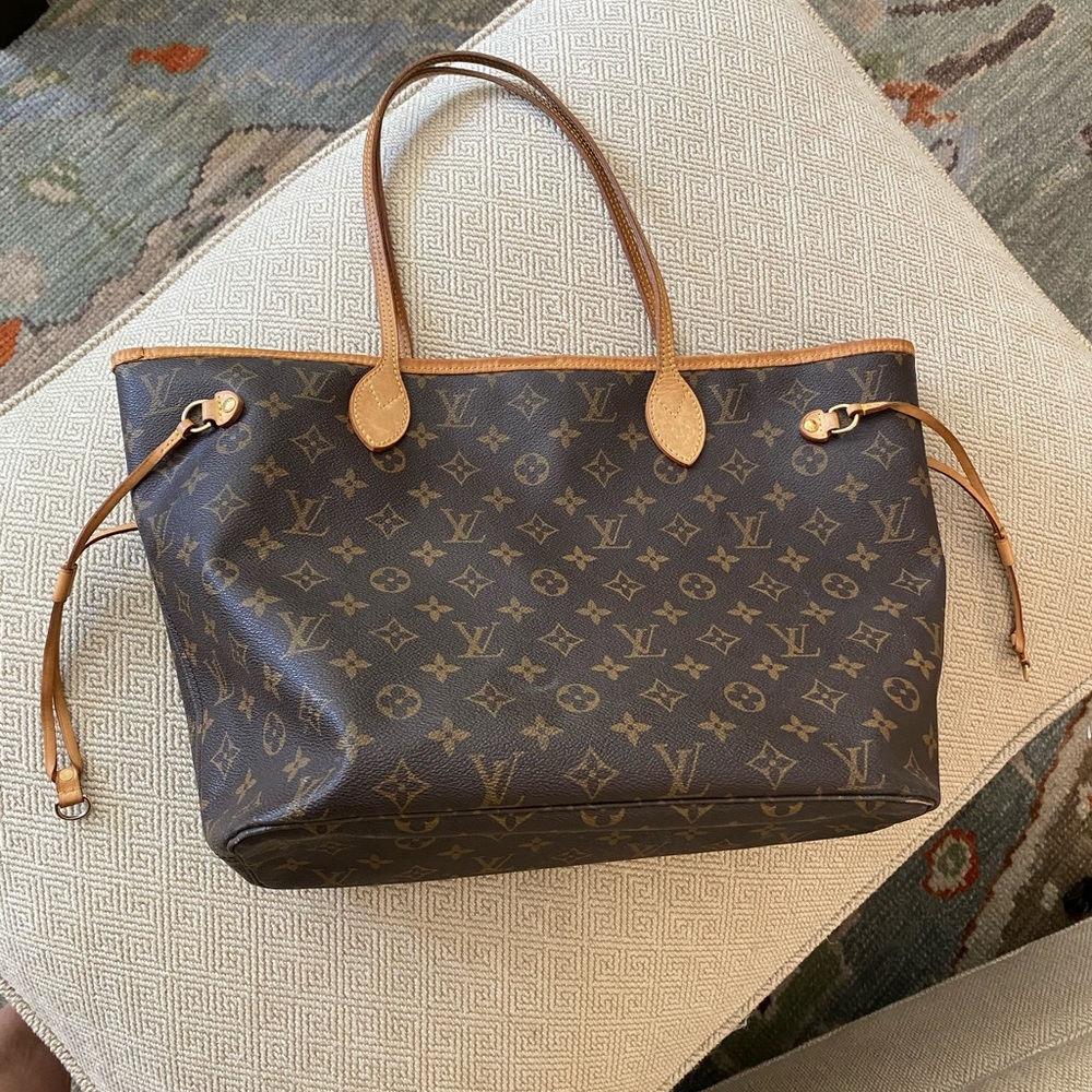 Louis Vuitton Medium Never Full